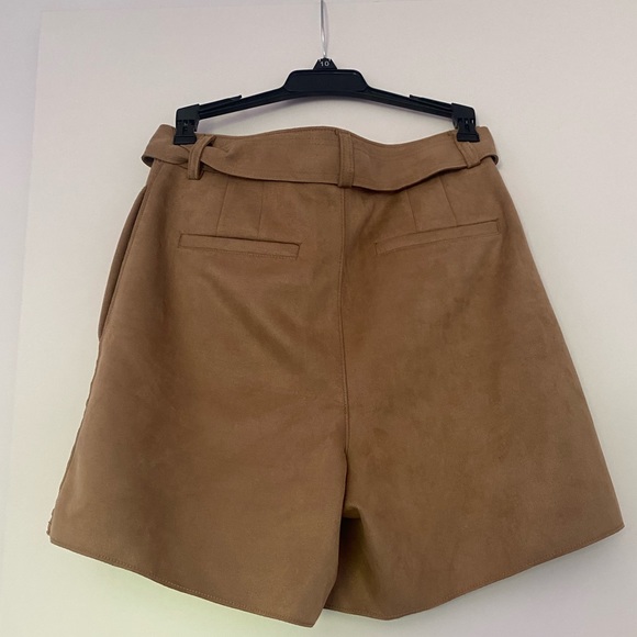 Banana Republic Factory Faux Suede Paperbag Short - Picture 2 of 3